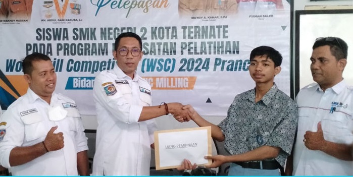 siswa-smk-negeri-2-ternate-jadi-duta-indonesia-ajang-wsc-di-perancis